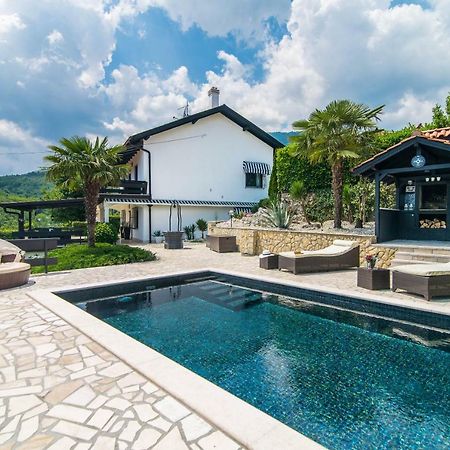 Vila "Zatka" Villa Veprinac Екстериор снимка