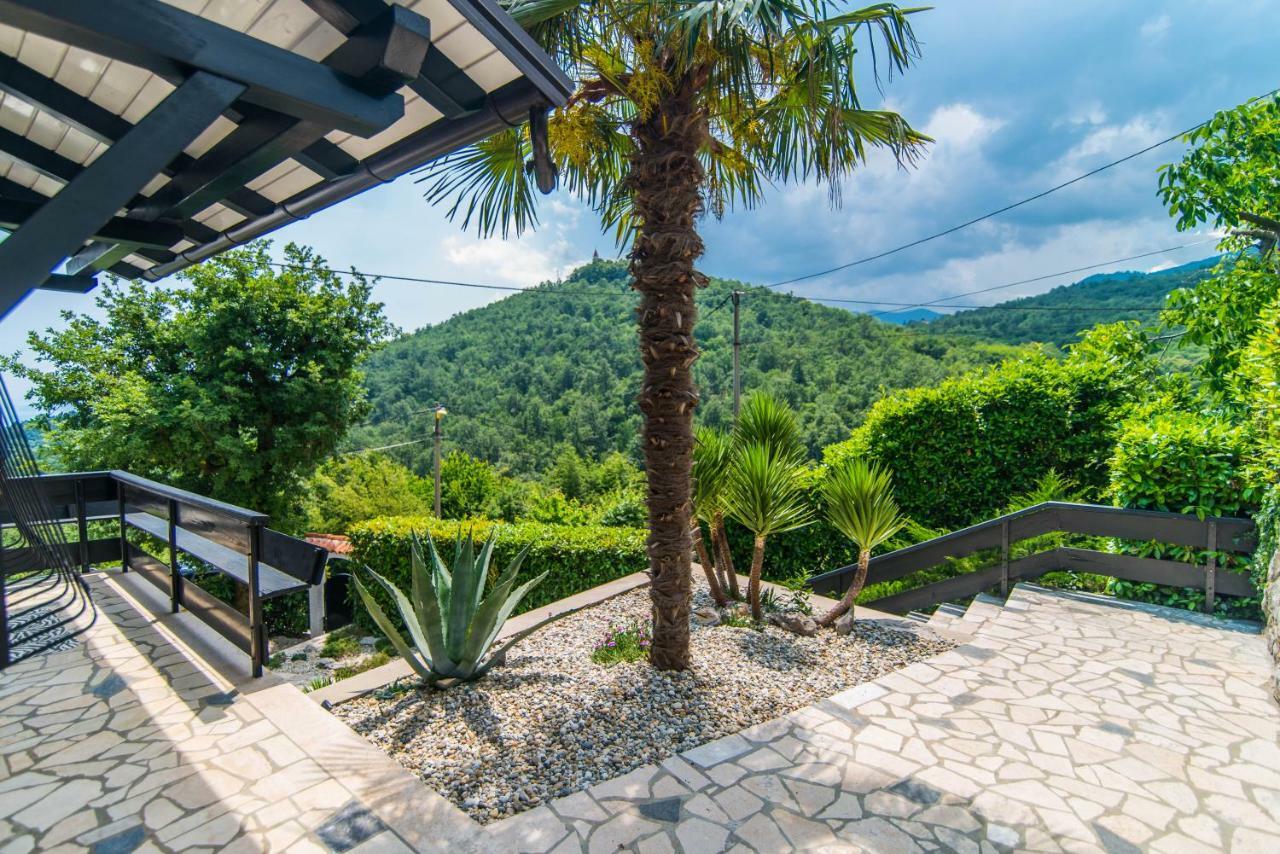 Vila "Zatka" Villa Veprinac Екстериор снимка