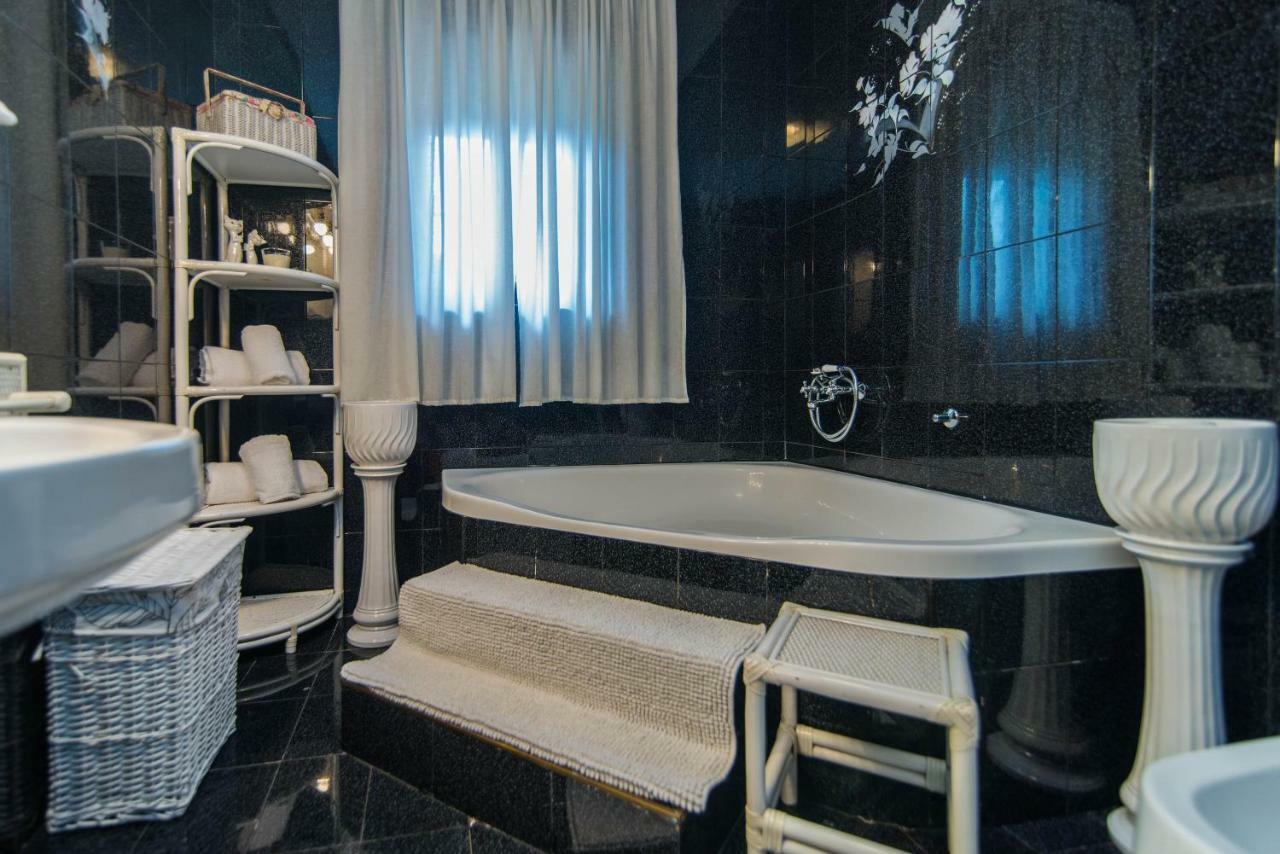 Vila "Zatka" Villa Veprinac Екстериор снимка