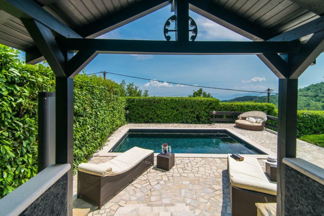 Vila "Zatka" Villa Veprinac Екстериор снимка