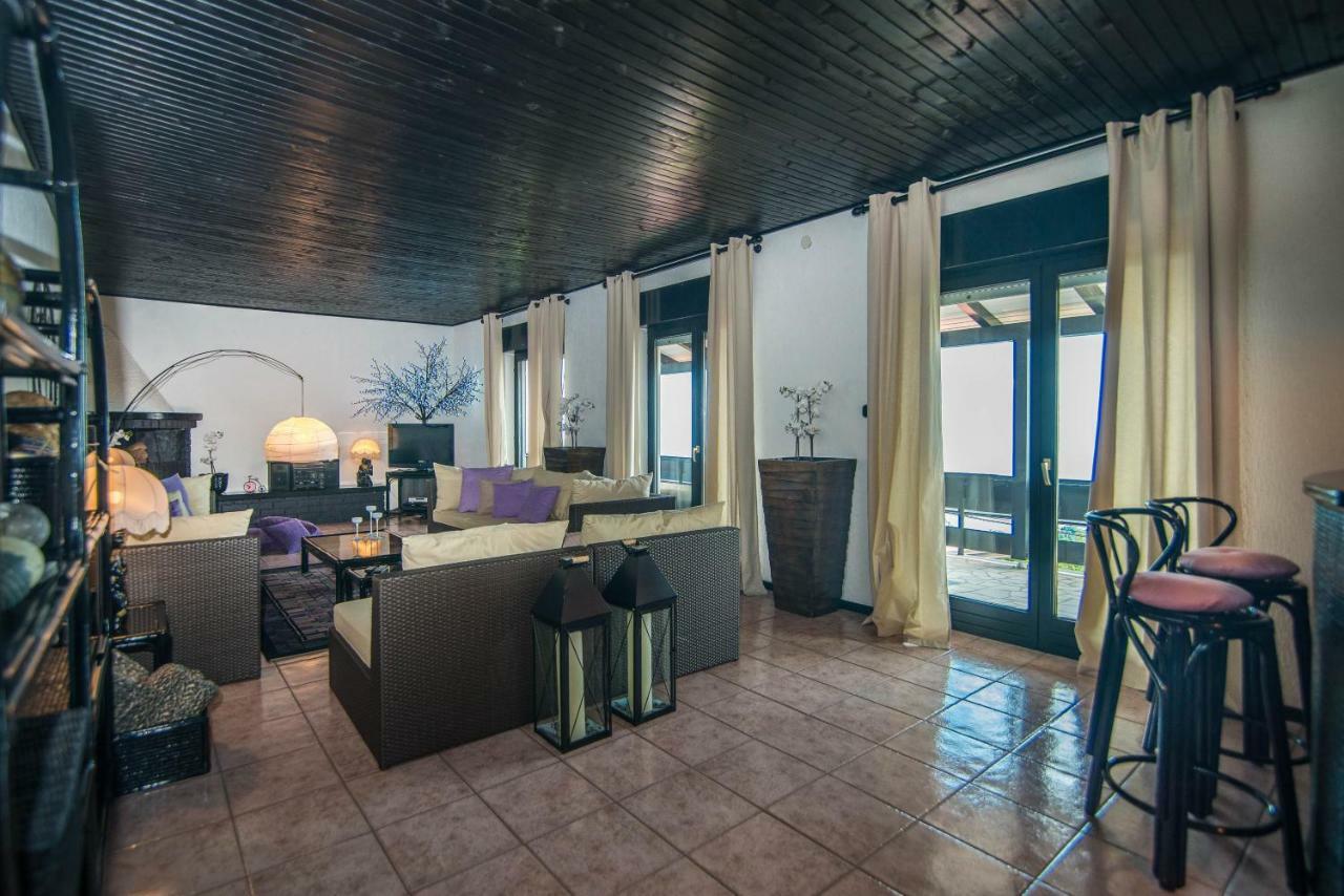 Vila "Zatka" Villa Veprinac Екстериор снимка