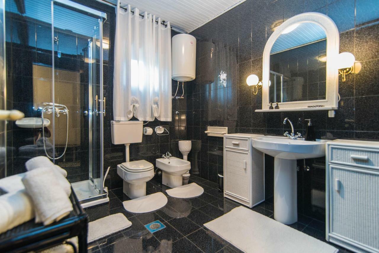 Vila "Zatka" Villa Veprinac Екстериор снимка